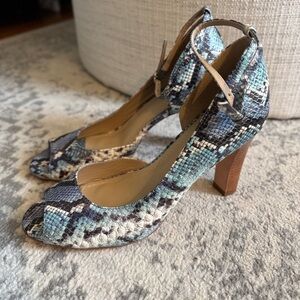 Women's Blue Snakeskin Heels